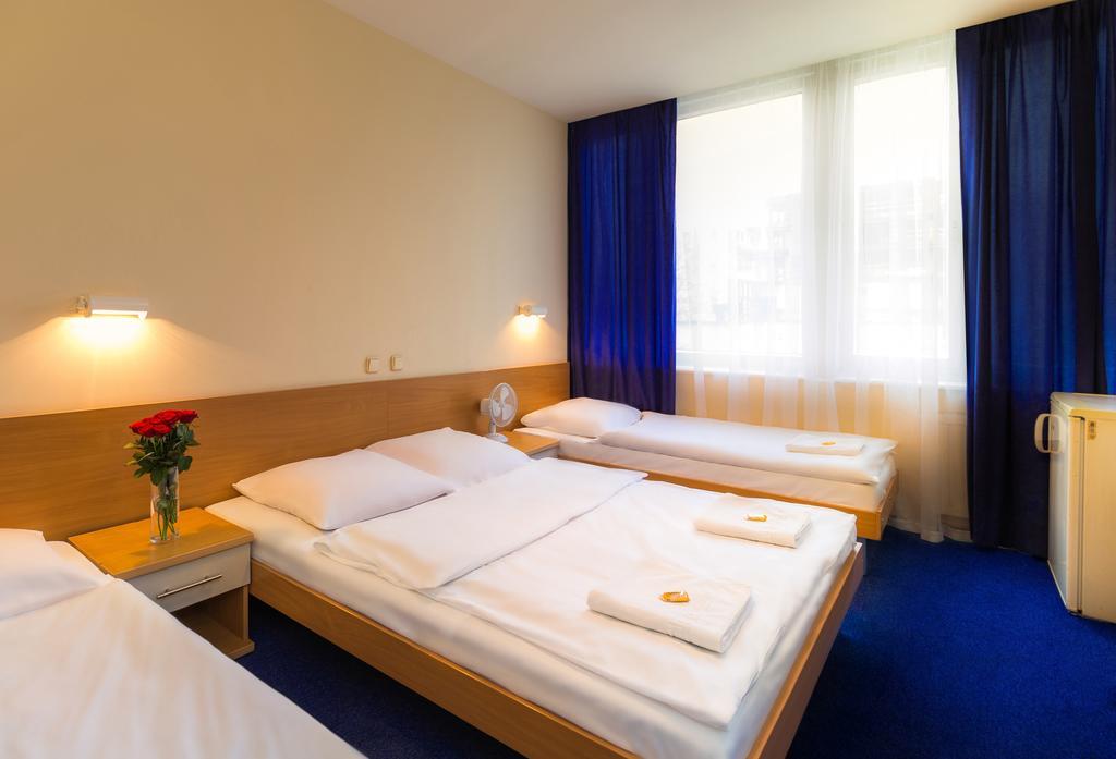 Auberge de jeunesse Dom Turystyczny Indigo à Cracovie Chambre photo