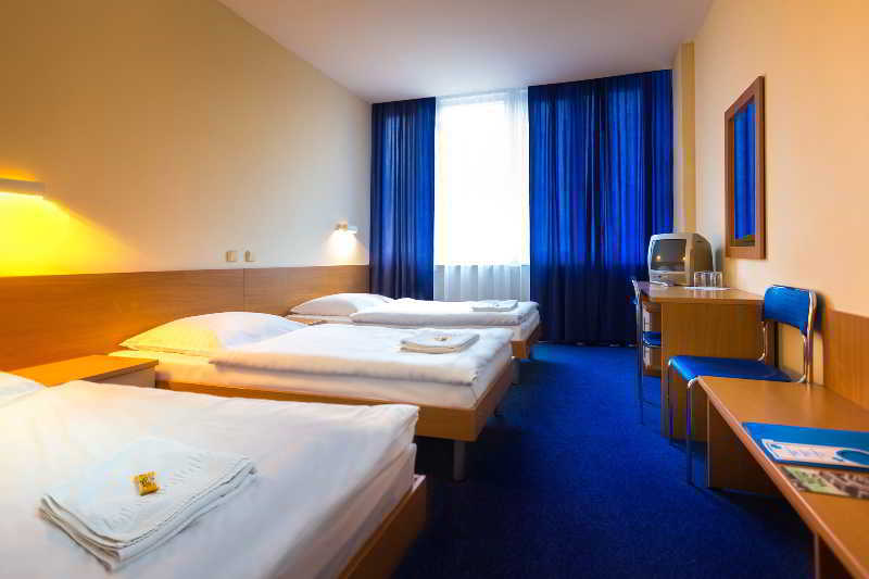 Auberge de jeunesse Dom Turystyczny Indigo à Cracovie Extérieur photo