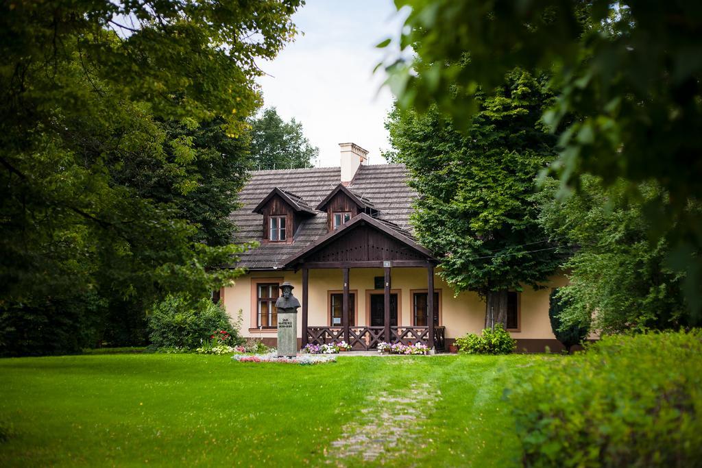 Auberge de jeunesse Dom Turystyczny Indigo à Cracovie Extérieur photo