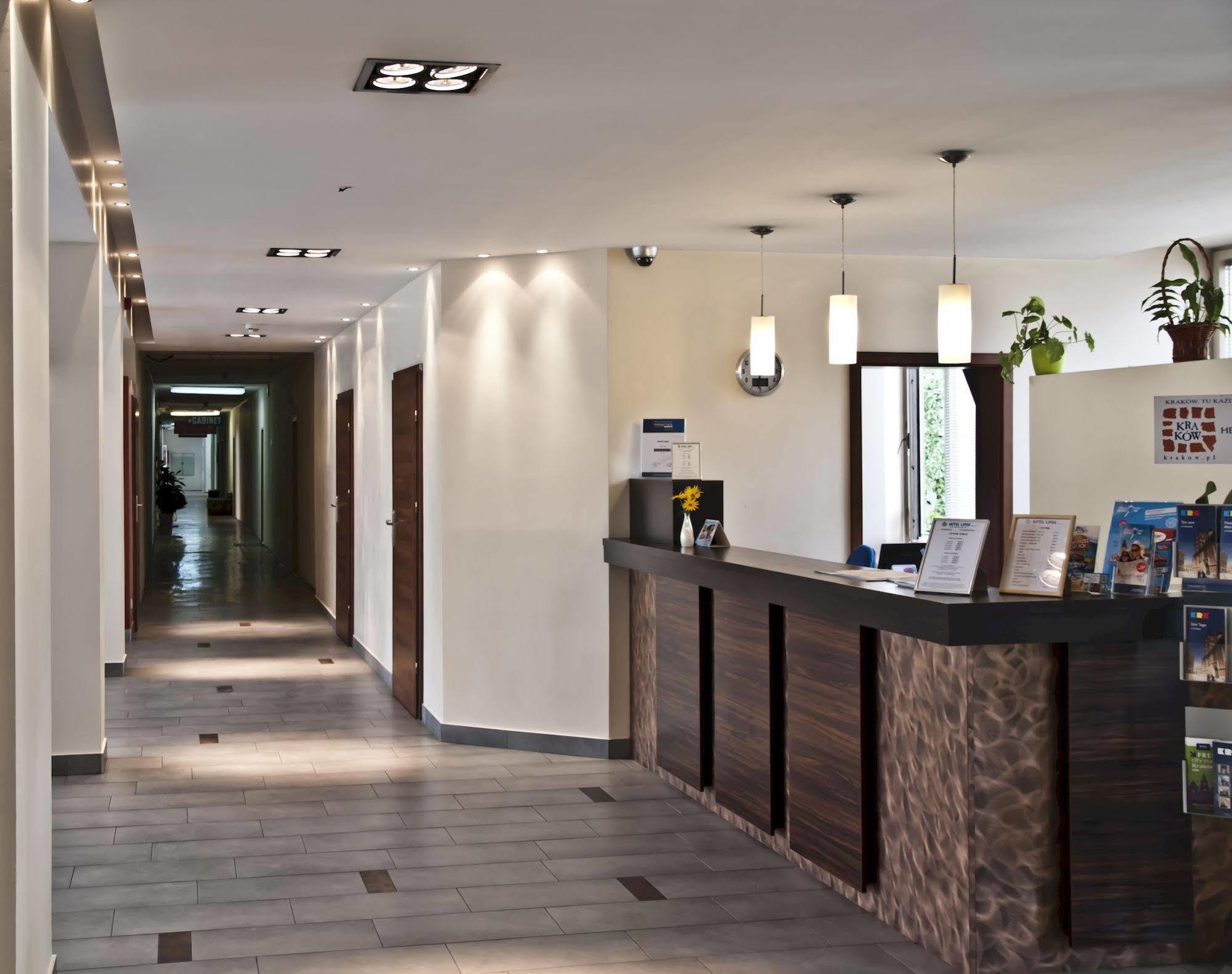 Auberge de jeunesse Dom Turystyczny Indigo à Cracovie Extérieur photo